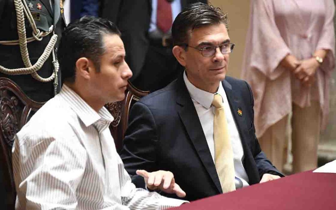 PUGNA EN LA CÚPULA ESTATAL PROFUNDIZA INCERTIDUMBRE, ALIADOS DE PAZ PIDEN DIÁLOGO