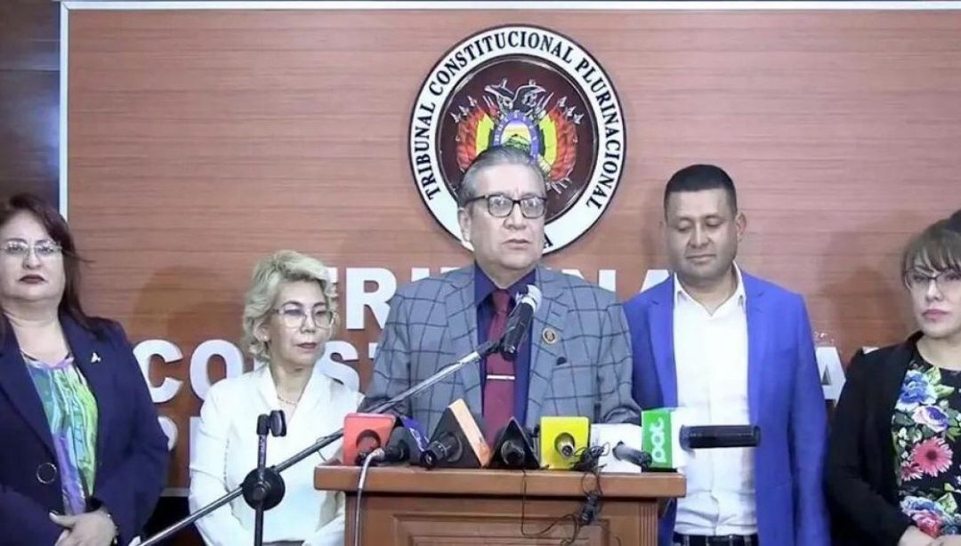 ARRESTAN MAGISTRADOS PRORROGADOS Y NUEVA PRESIDENTA DEL TCP TOMA CONTROL PLENO