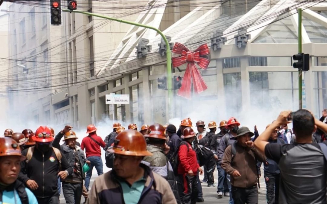 COB ROMPE DIÁLOGO CON GOBIERNO Y RATIFICA PARO GENERAL INDEFINIDO NACIONAL