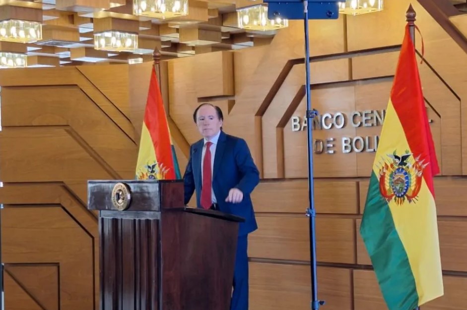 NUEVO TIPO DE CAMBIO FLEXIBLE PROVOCA REAJUSTES EN MERCADO BOLIVIANO