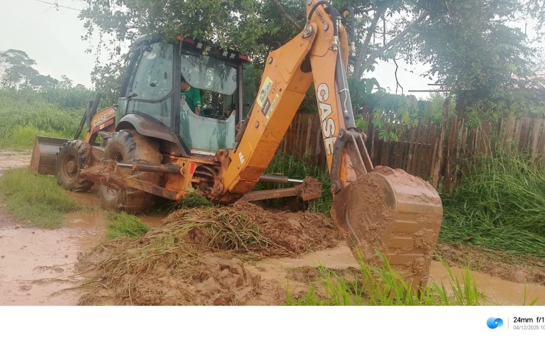 RIBERALTA ACTIVA MAQUINARIA PESADA TRAS LLUVIAS INTENSAS Y COLAPSO DE CANALES