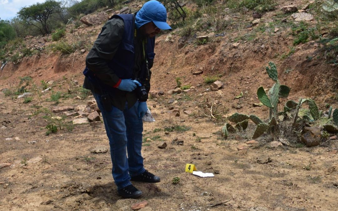CAPTURAN A POLICÍA IMPLICADO EN MUERTE DE DOS PERSONAS EN COTAPACHI