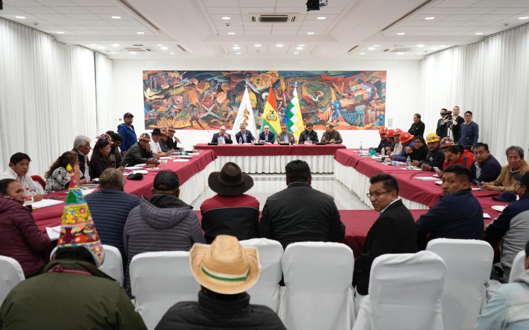 COB DECLARA CUARTO INTERMEDIO EN DIÁLOGO Y MANTIENE BLOQUEOS DE CARRETERAS