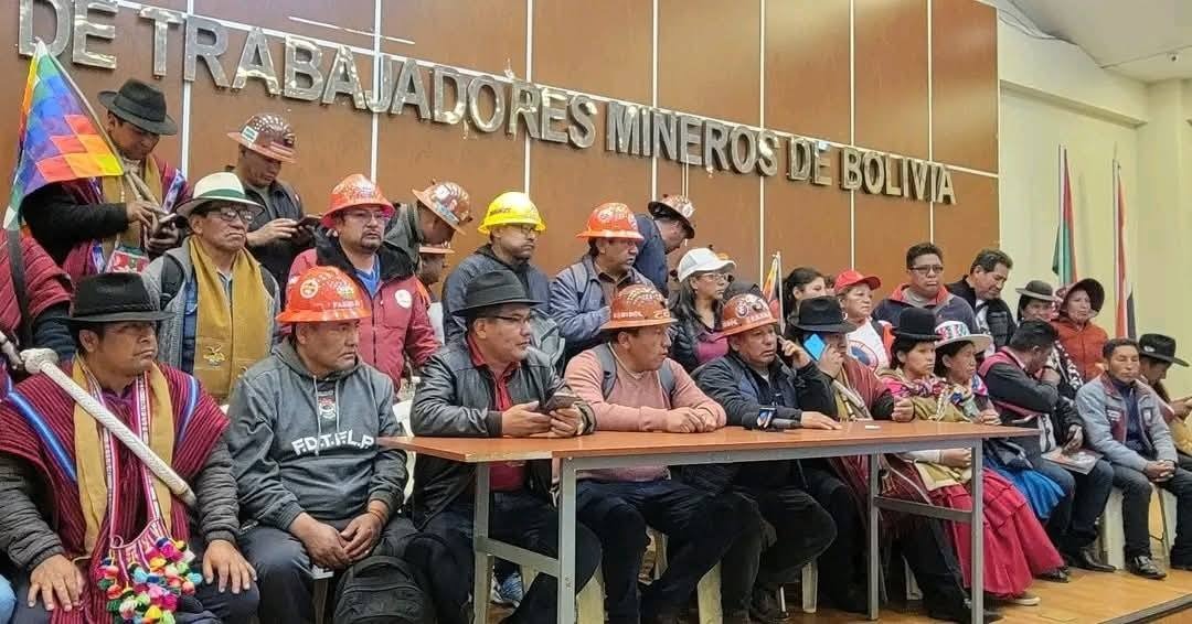 COB CITA AMPLIADO NACIONAL PARA DEBATIR ALCANCE DEL DECRETO SUPREMO 5516