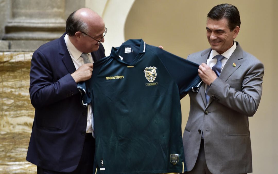 EN DOS MESES LA DEUDA EXTERNA BOLIVIANA AUMENTA 50 POR CIENTO