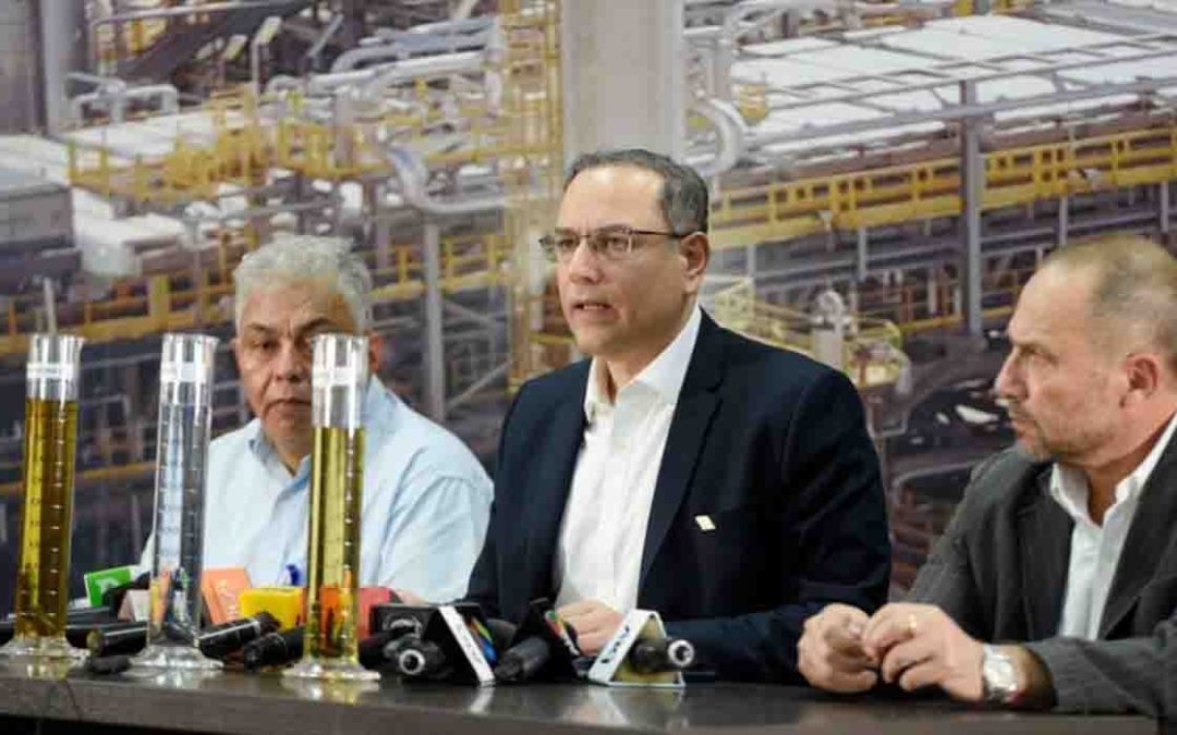 YPFB SEÑALA A LA SUBSIDIARIA LOGÍSTICA POR COMBUSTIBLE DEFECTUOSO PERO MANTIENE VENTAS NACIONALES