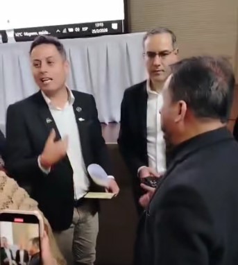 ESCALA LA CRISIS: LARA ENCARA A MEDINACELI Y AKLY POR GASOLINA OBSERVADA Y FILAS DE CISTERNAS