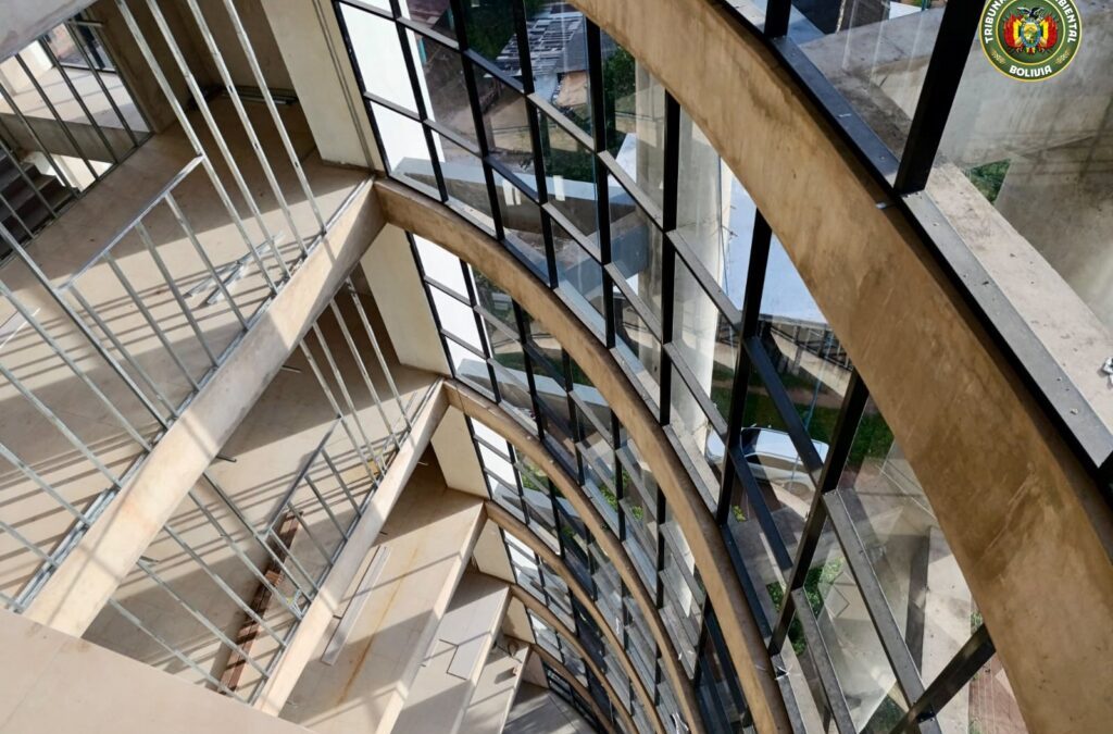 INSPECCIONAN NUEVAS INSTALACIONES DEL ÓRGANO JUDICIAL EN GUAYARAMERÍN