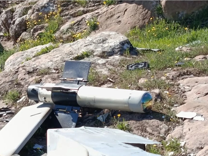 IRÁN DERRIBA DRONES Y MISIL DE CRUCERO Y REFUERZA SU ESCUDO MILITAR