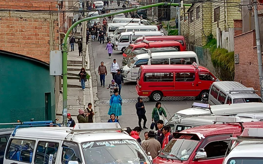 PARO DE TRANSPORTE PARA ESTE MARTES AFECTARÁ A VARIAS REGIONES DEL PAÍS, SANTA CRUZ CIUDAD NO SE SUMA