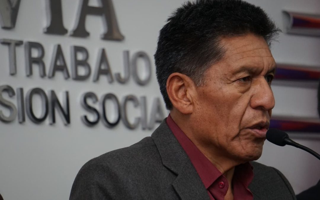 ÉDGAR MORALES APUNTA AL ENTORNO DE RODRIGO PAZ POR LOS ERRORES DEL GOBIERNO