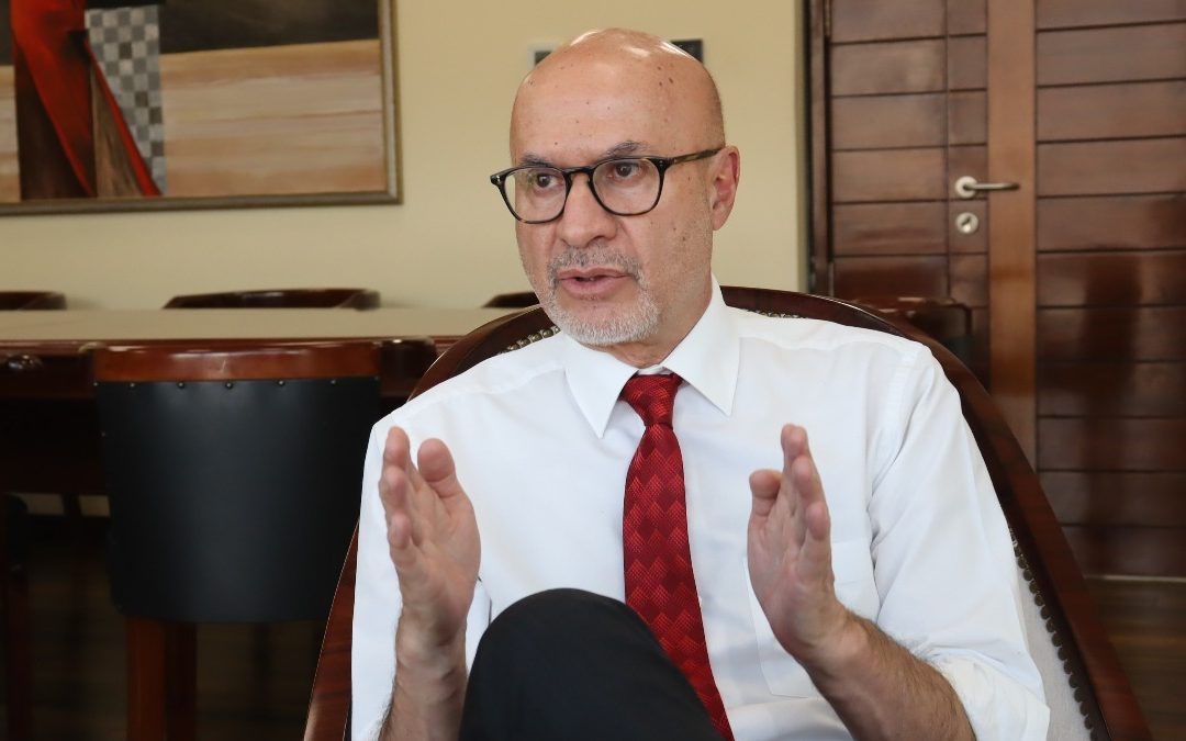 LUPO AFIRMA QUE NO EXISTE PLAN INMEDIATO PARA DETENER A EVO