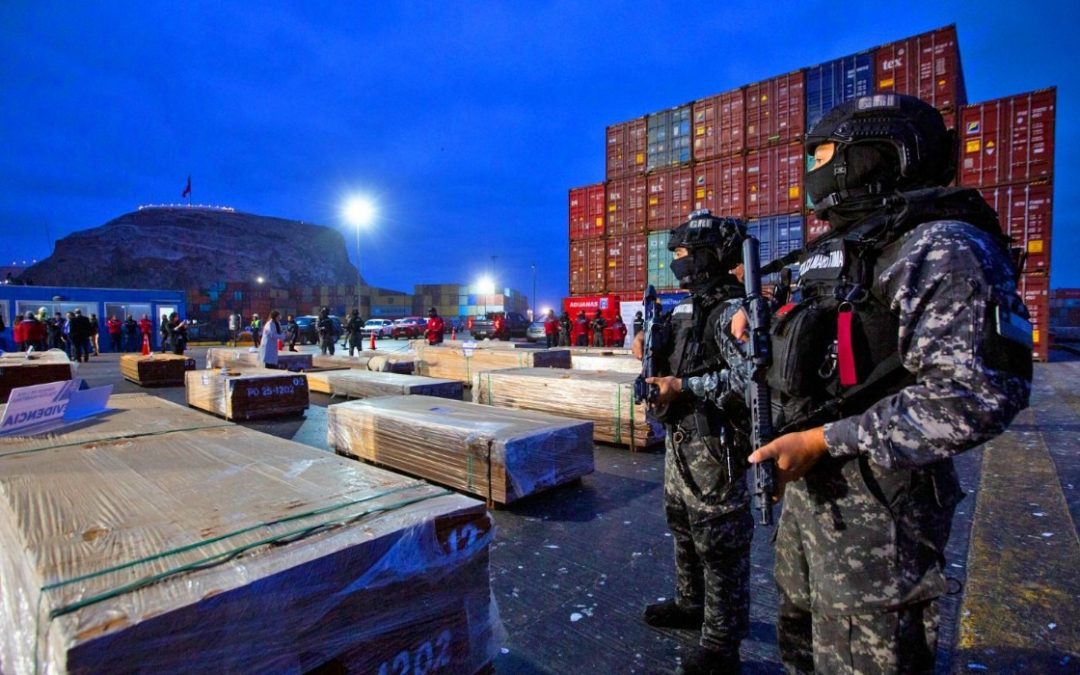 FISCALÍA CHILENA RASTREA RED DE MADERA BOLIVIANA USADA PARA ENVIAR DROGA AL EXTERIOR