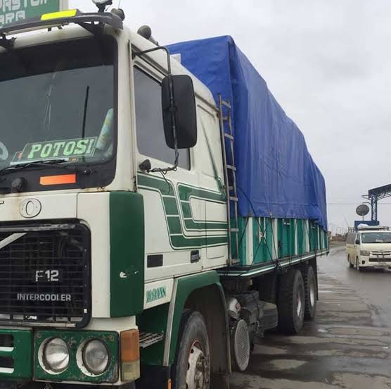 TRANSPORTISTAS DESAFÍAN EL ESTADO DE EXCEPCIÓN Y RATIFICAN AMPLIADO POR DIÉSEL