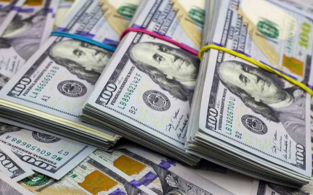 EL DÓLAR SUPERA BS 11 Y AGRAVA LA INCERTIDUMBRE