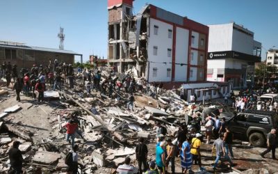 TERREMOTO EN COLOMBIA SUPERA LOS 70 MUERTOS Y SE ACTIVA DESASTRE NACIONAL