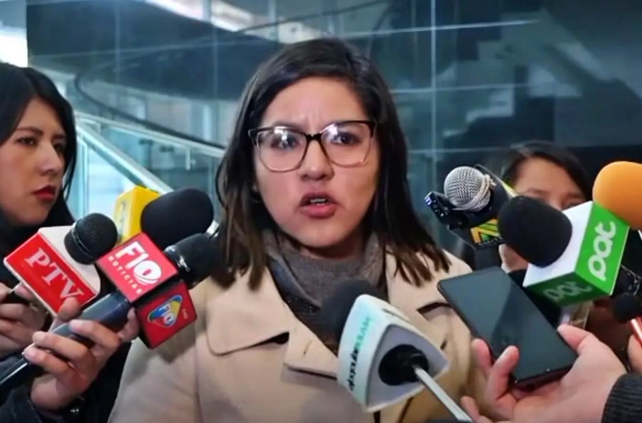 LIBRE ALISTA PROCESOS PARA QUITAR CURULES A DIPUTADOS TRÁNSFUGAS